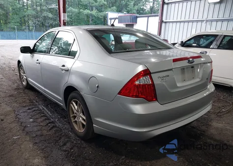 2012 Ford Fusion S из США, поврежденный, VIN 3FAHP0GA1CR347585